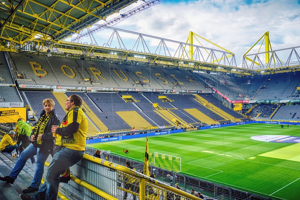 BVB Tickes kaufen und den Signal Iduna Park live erleben