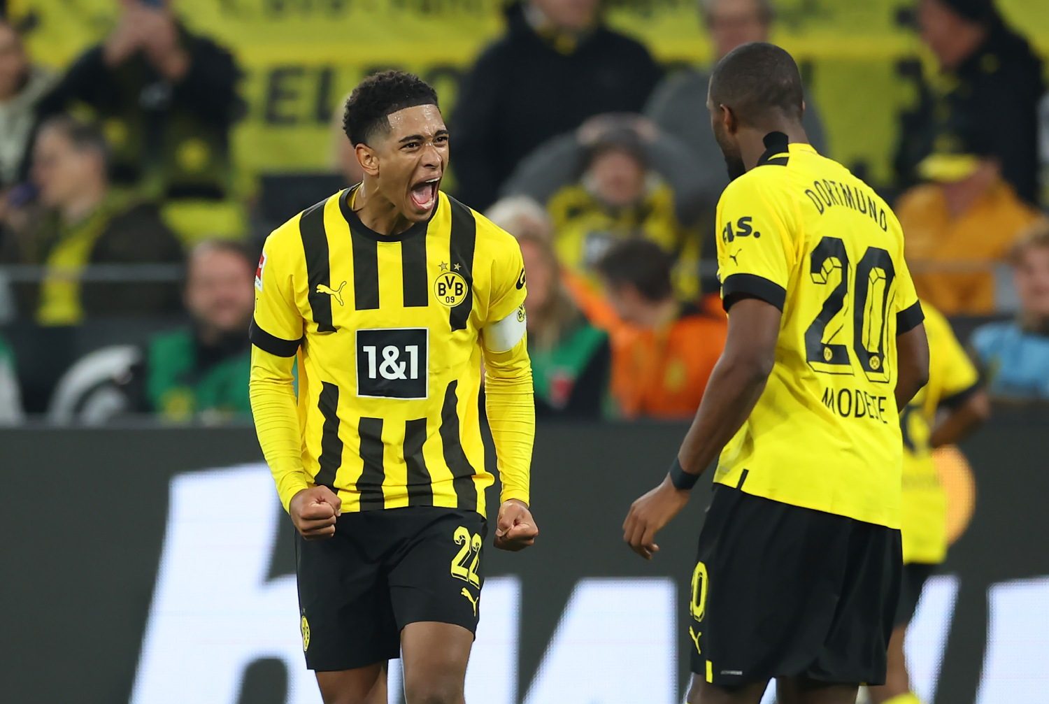 Borussia Dortmund v FC Bayern