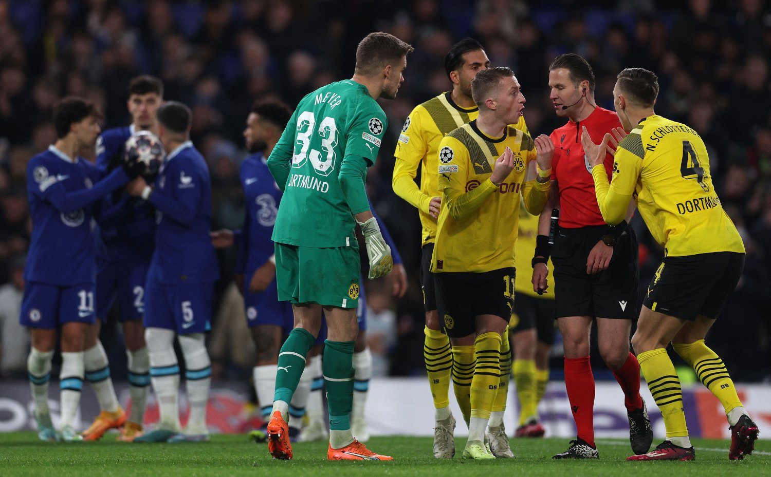 Chelsea BVB Elfmeter Video-Beweis
