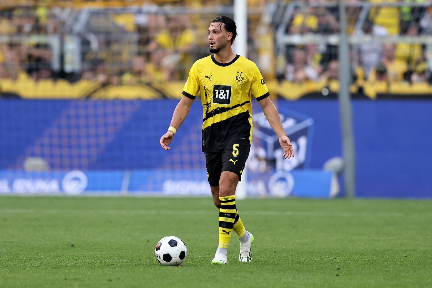 Ramy Bensebaini