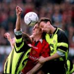 Jürgen Kohler mit Borussia Dortmund in der Champions League gegen Manchester United.