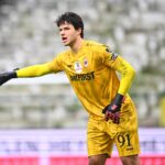 Royal Antwerp FC v KRC Genk - Jupiler Pro League DEURNE, BELGIUM - DECEMBER 26 : Lammens Senne goalkeeper of Royal Antwerp FC during the Jupiler Pro League match between Royal Antwerp FC and KRC Genk on December 26, 2024 in Deurne, Belgium, 26/12/2024 Deurne Belgium PUBLICATIONxNOTxINxFRAxBEL Copyright: xGvgx