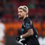 Augsburg, Deutschland, 14. Dezember 2024: Fussball, Herren, Saison 2024/2025, FC Augsburg - Bayer 04 Leverkusen, Bundesliga, WWK Arena Robert Andrich Bayer 04 Leverkusen Kopf, Oberkˆrper mit Blick nach links DFL / DFB regulations prohibit any use of photographs as image sequences and/or quasi-video *** Augsburg, Germany, 14 December 2024 Football, Men, Season 2024 2025, FC Augsburg Bayer 04 Leverkusen, Bundesliga, WWK Arena Robert Andrich Bayer 04 Leverkusen head, upper body looking left DFL DFB regulations prohibit any use of photographs as image sequences and or quasi video