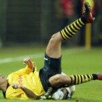 Sebastian Kehl scheitert mit dem BVB beim FC Sochaux.
