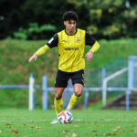 Fussball, DFB U19 Nachwuchsliga Saison 2024/2025 10.Spieltag - Vorrunde Gruppe C MSV Duisburg - Borussia Dortmund 27.10.2024, Trainingsgel‰nde MSV Duisburg Tyler Louis Meiser Borussia Dortmund U19, 4 Duisburg Trainingsgel‰nde MSV Duisburg Nordrhein-Westfahlen Deutschland *** Sport, Football, DFB U19 Junior League Season 2024 2025 10 Matchday Preliminary Round Group C MSV Duisburg Borussia Dortmund 27 10 2024, Training ground MSV Duisburg Tyler Louis Meiser Borussia Dortmund U19, 4 Duisburg Training ground MSV Duisburg North Rhine-Westphalia Germany